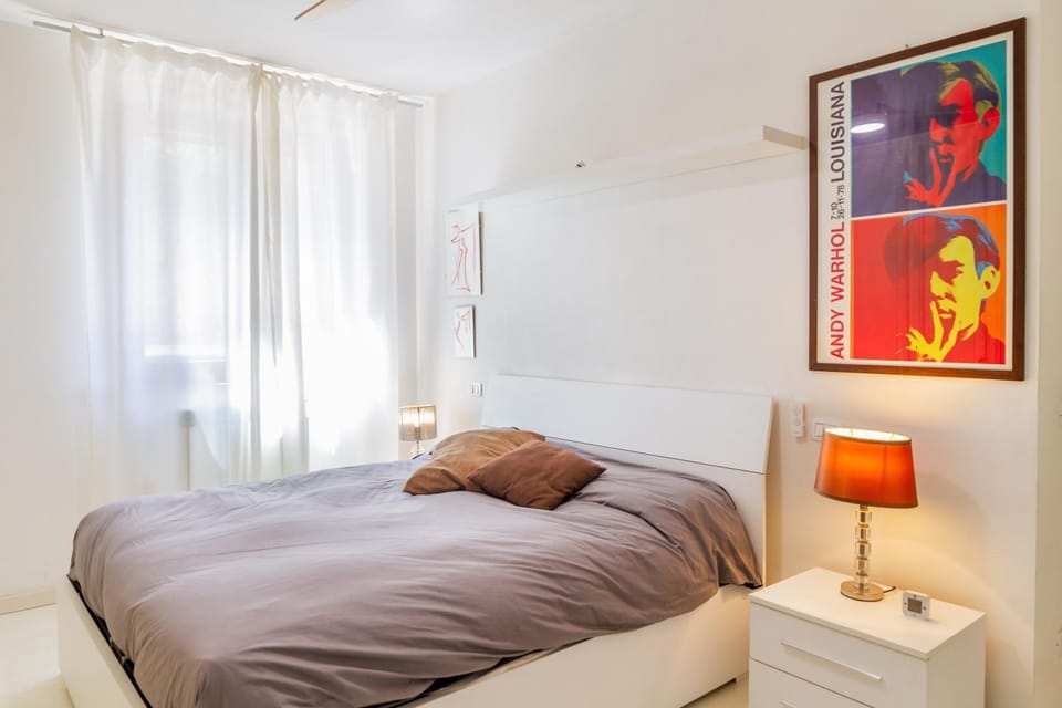 Living room, Bedroom