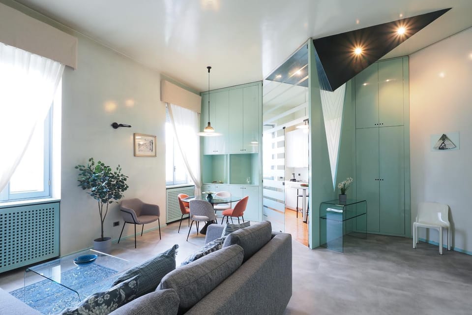 Kitchen or kitchenette, Living room, Seating area, Dining area, internet