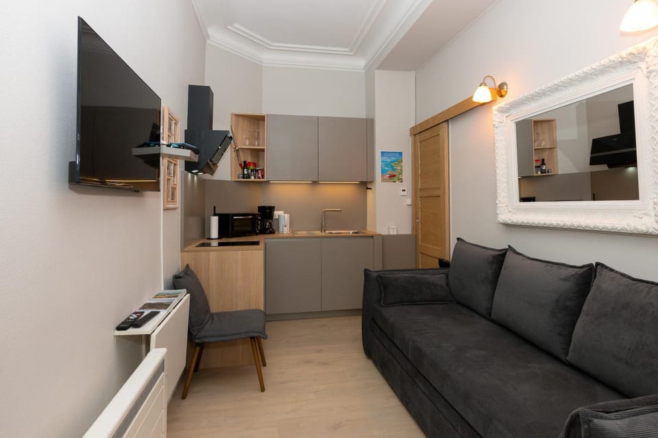 Property building, Living room