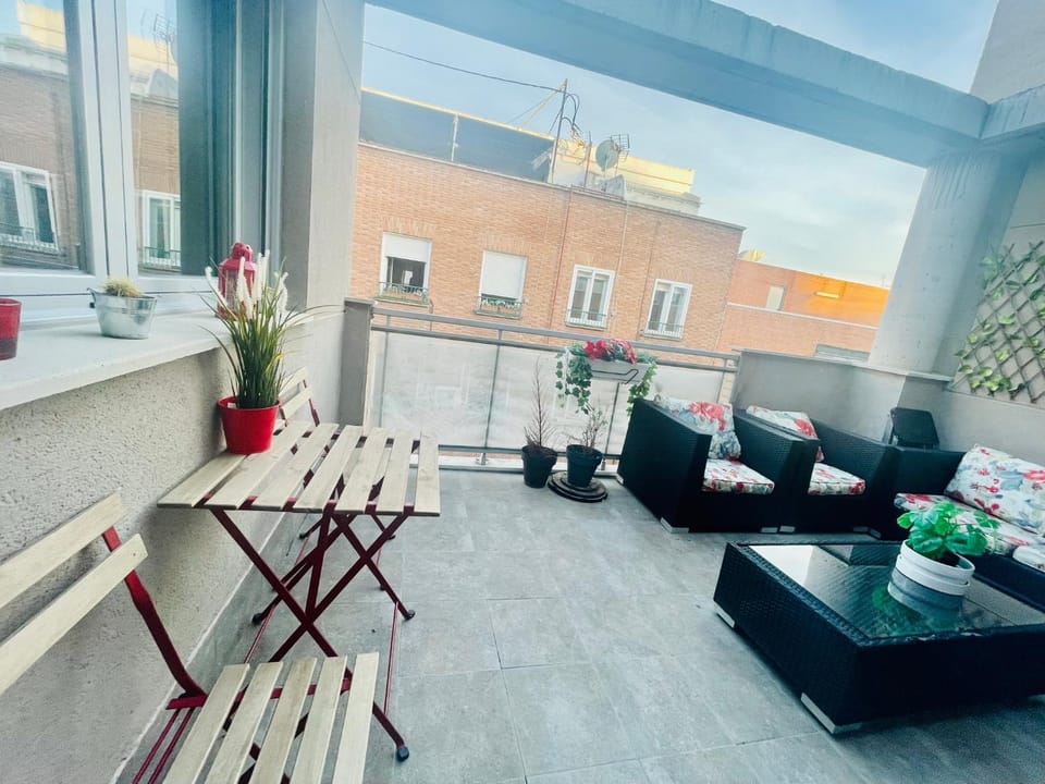 Balcony/Terrace, Balcony/Terrace