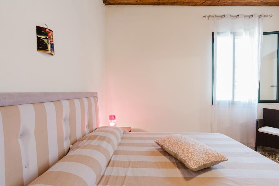 Property building, Living room, Bedroom