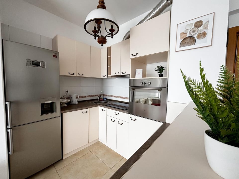 Viva la Vida by Iulius Mall with Terrace,City view Apartment in Cluj-Napoca