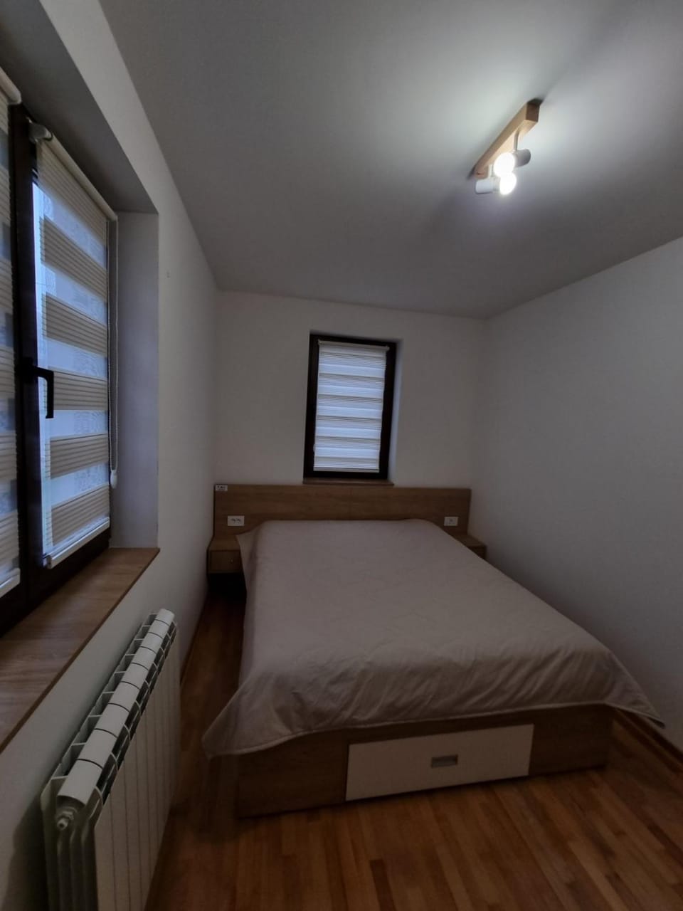 Bed, Bedroom, internet, wardrobe