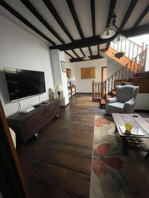 Casona histórica del S XVII en Novales House in Western coast of Cantabria