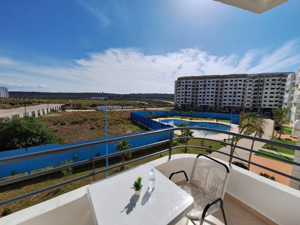 View (from property/room), Balcony/Terrace, Swimming pool