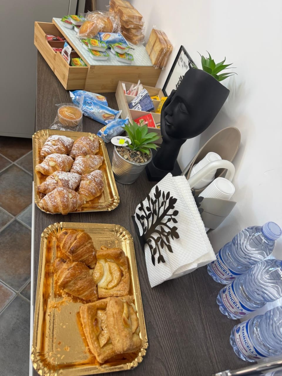Buffet breakfast