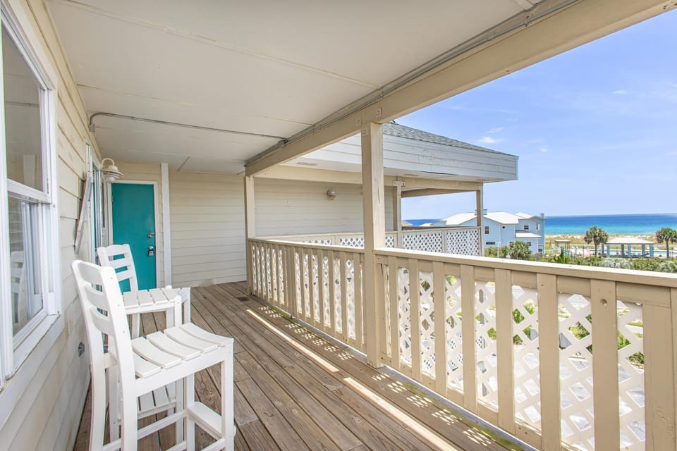 Baywatch D11 House in Pensacola Beach