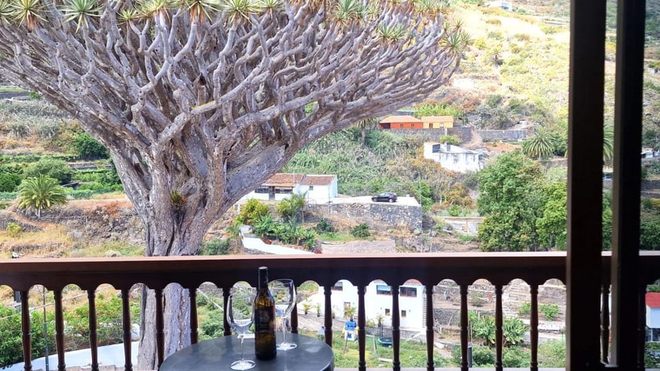 View (from property/room), Balcony/Terrace