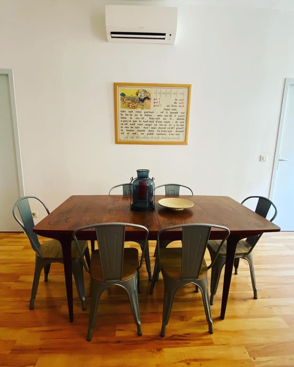 Dining area, air conditioner