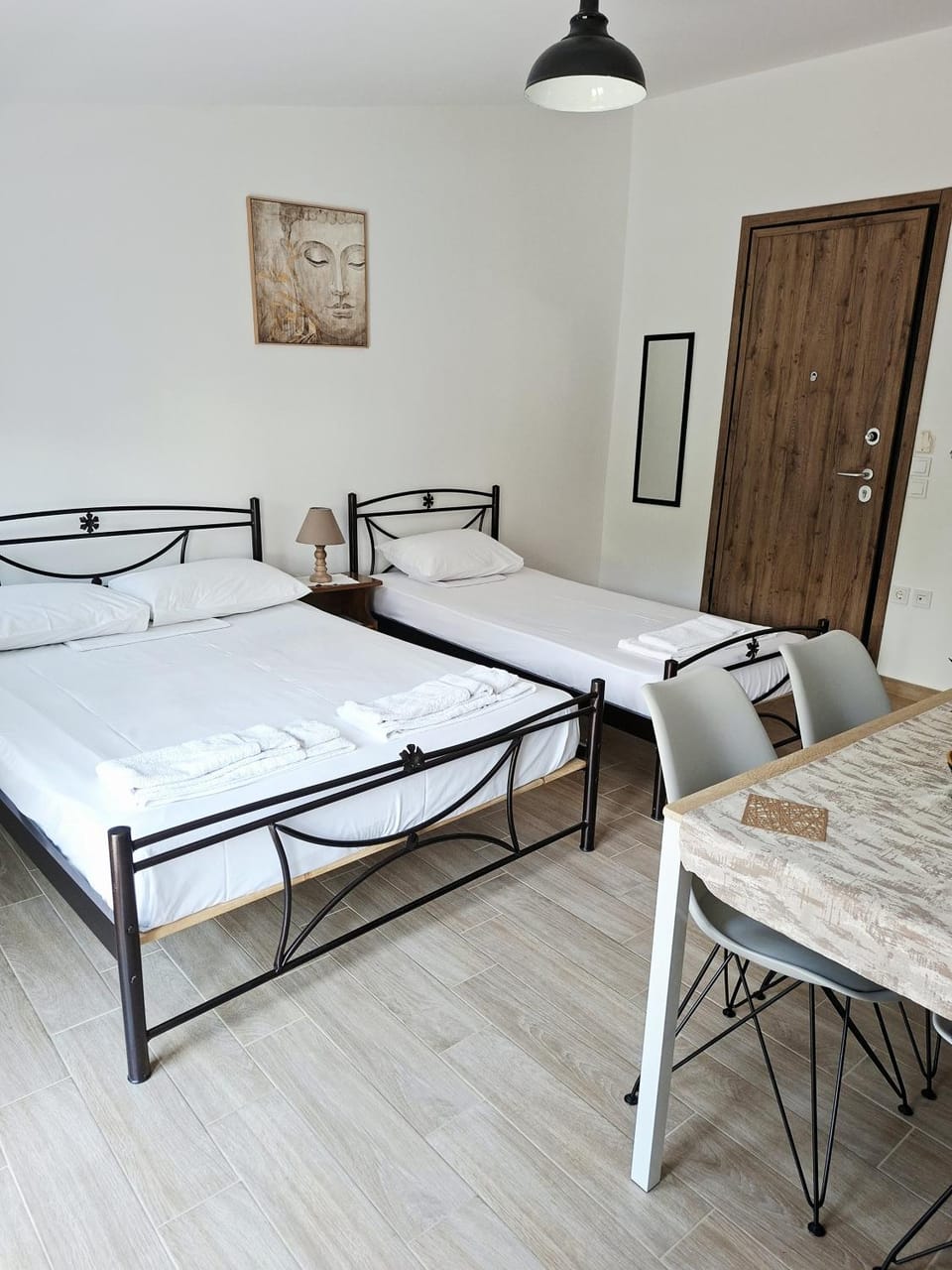Studios Iris Apartment in Greece
