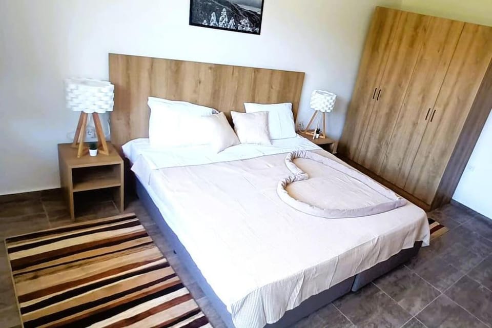 Bed, Bedroom, wardrobe
