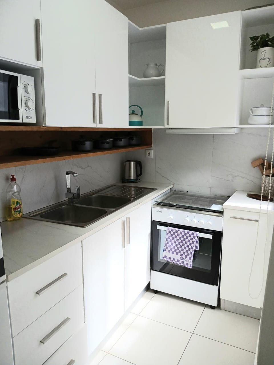 Coffee/tea facilities, Kitchen or kitchenette