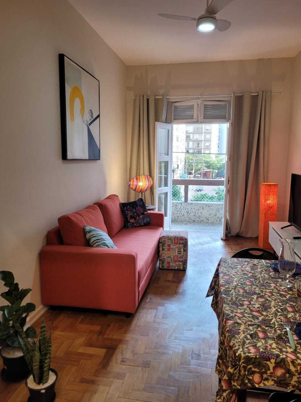 Apartamento com varanda, vista para o mar e ar condicionado Apartment in Santos