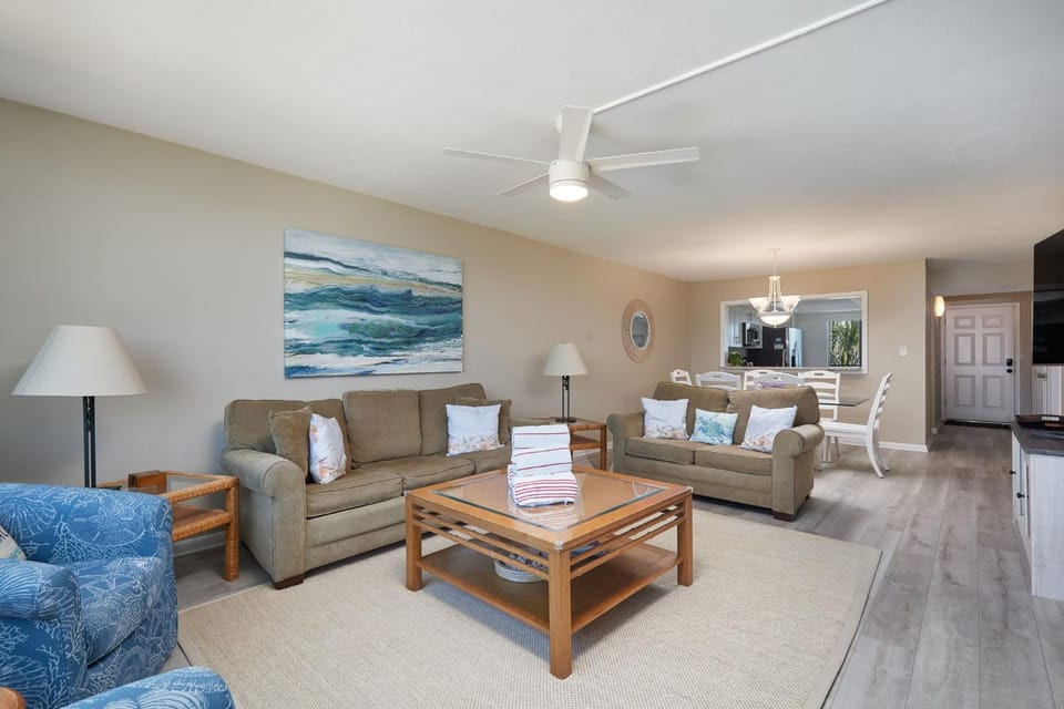 Loggerhead 543 - Gorgeous Beachfront Residence at Loggerhead Cay House in Sanibel Island