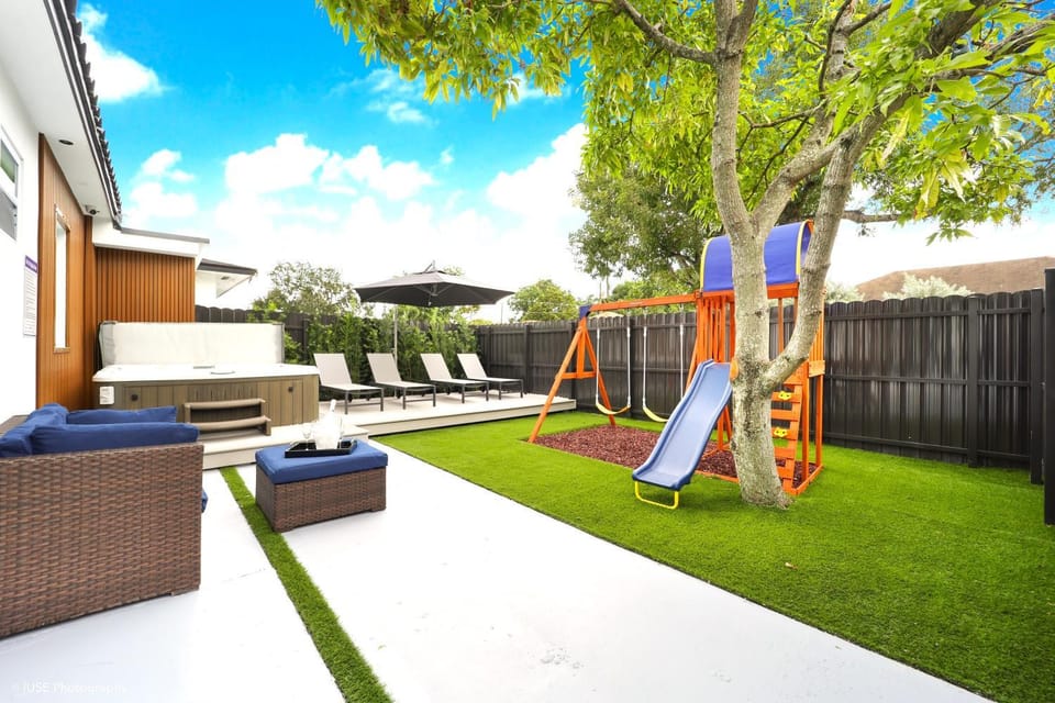 Patio, Children play ground