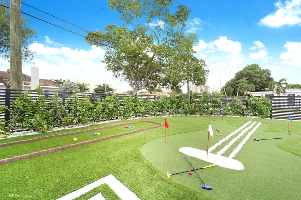 Minigolf, Garden view