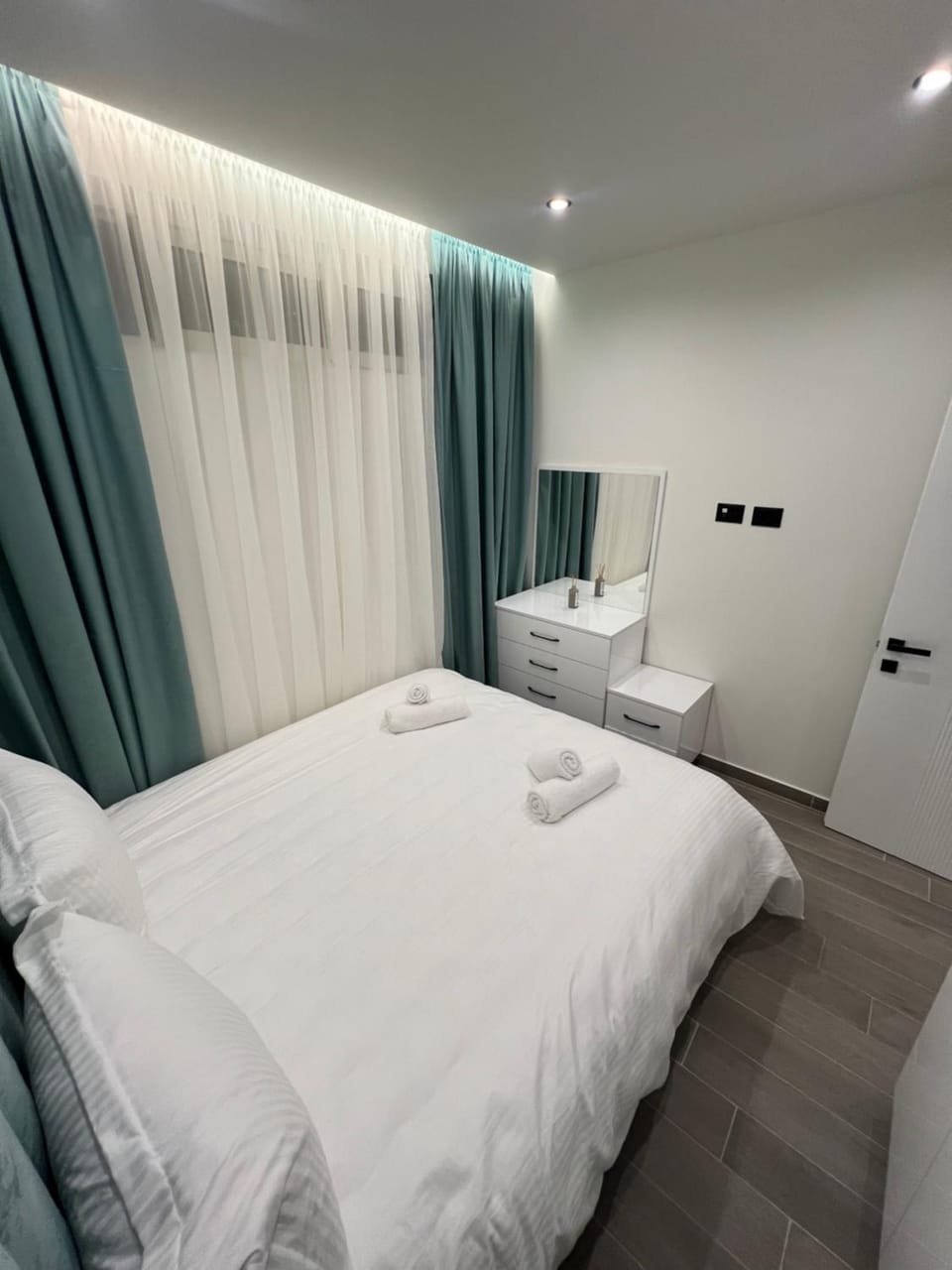 Bed, Bedroom, wardrobe