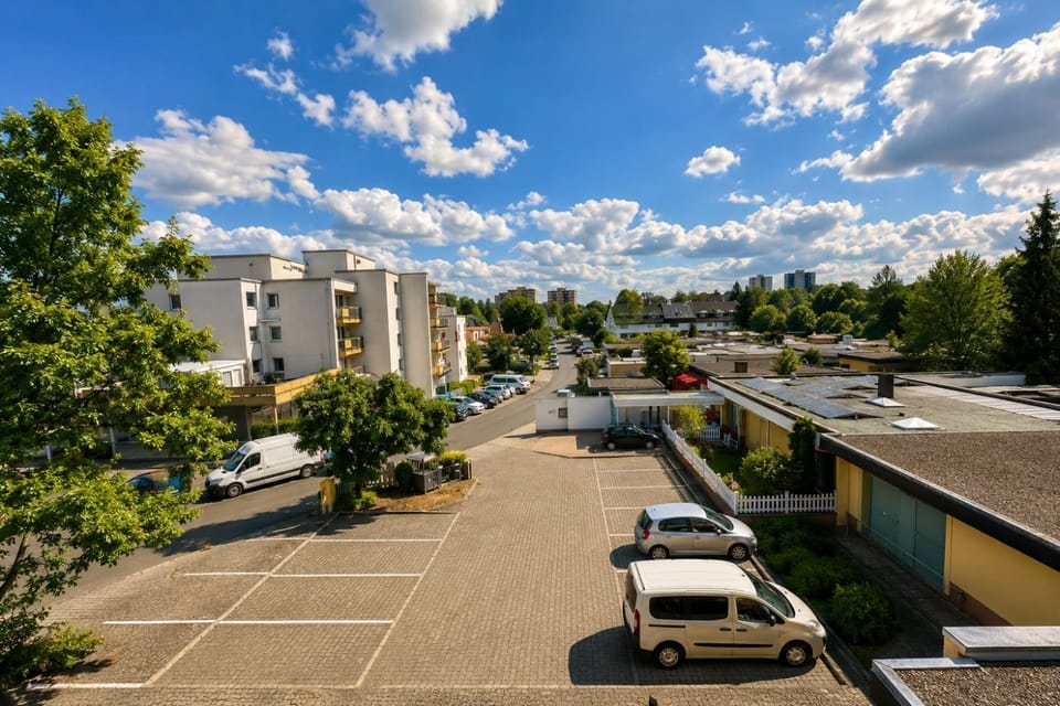 Property building, Day, Neighbourhood, Street view, Location, Parking