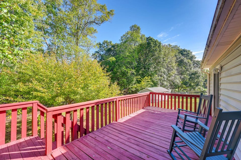 Home w/ Large Yard: 6 Mi to Dtwn Winston-Salem! House in Winston-Salem