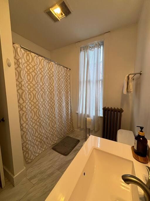 Eighty Three-Historic Downtown Apartment in Chillicothe