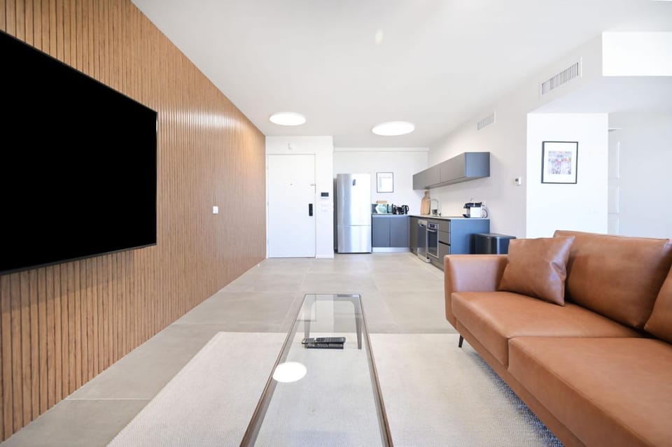 TV and multimedia, Kitchen or kitchenette, Living room