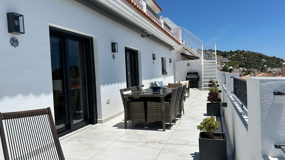 Comino Penthouse Apartment in Axarquía