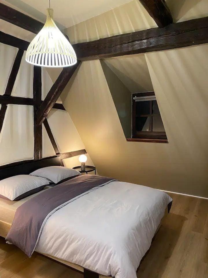Bed, Bedroom