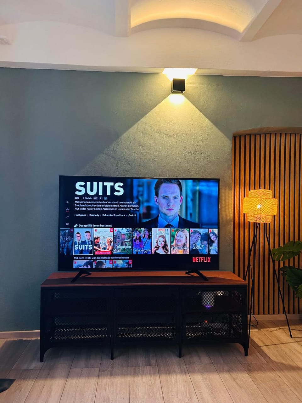 Communal lounge/ TV room, TV and multimedia, Evening entertainment