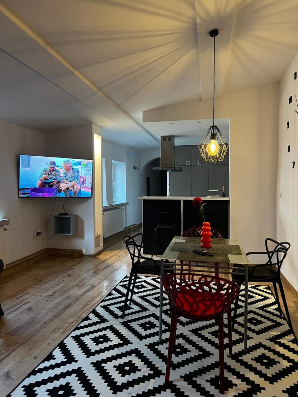 KATO Central 3 - 100m2 - Self check-in - Air Condition Apartment in Poland