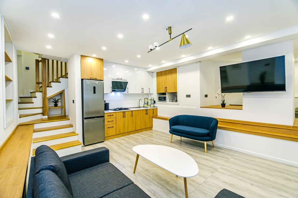 TV and multimedia, Kitchen or kitchenette, Living room, Seating area, internet, internet, minibar, pet friendly, stove