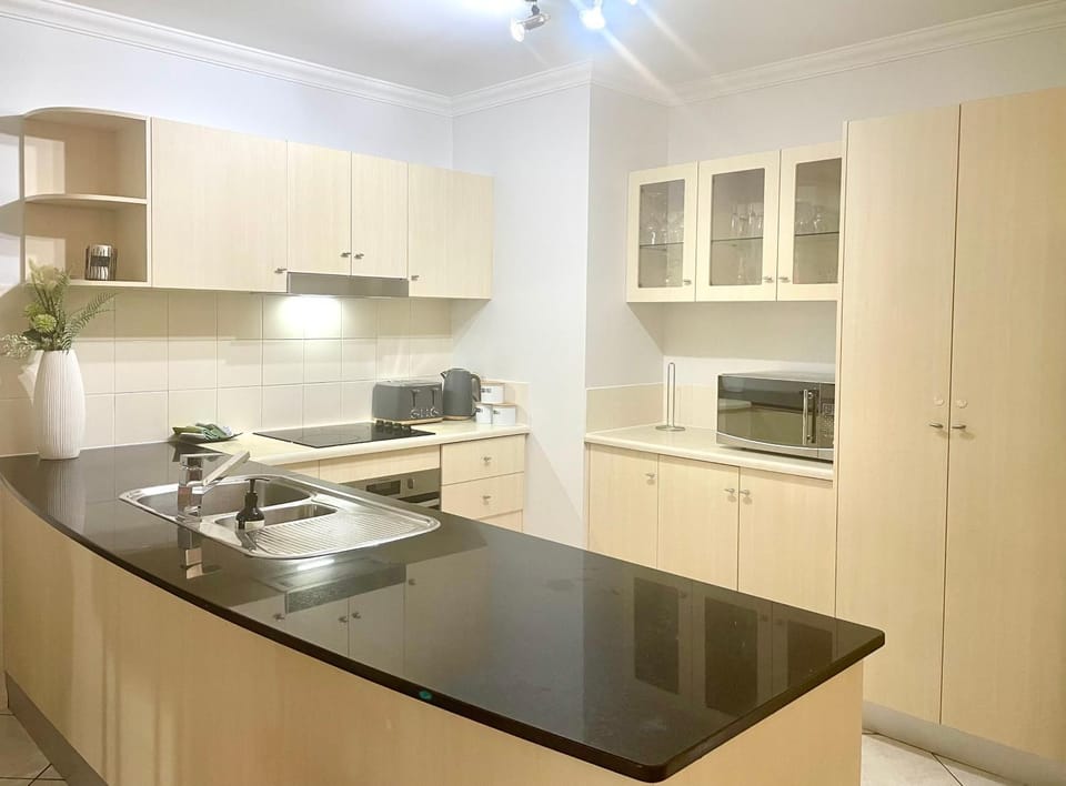 Central Parks - 3 Bedroom Apt Apartment in Cairns