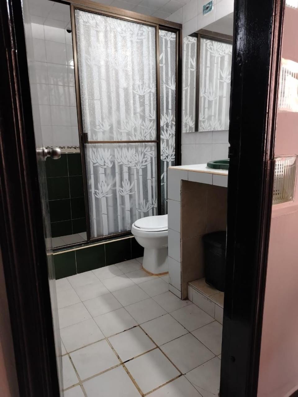 Dos Habitación independientes con Baño compartido Bed and Breakfast in Bogota