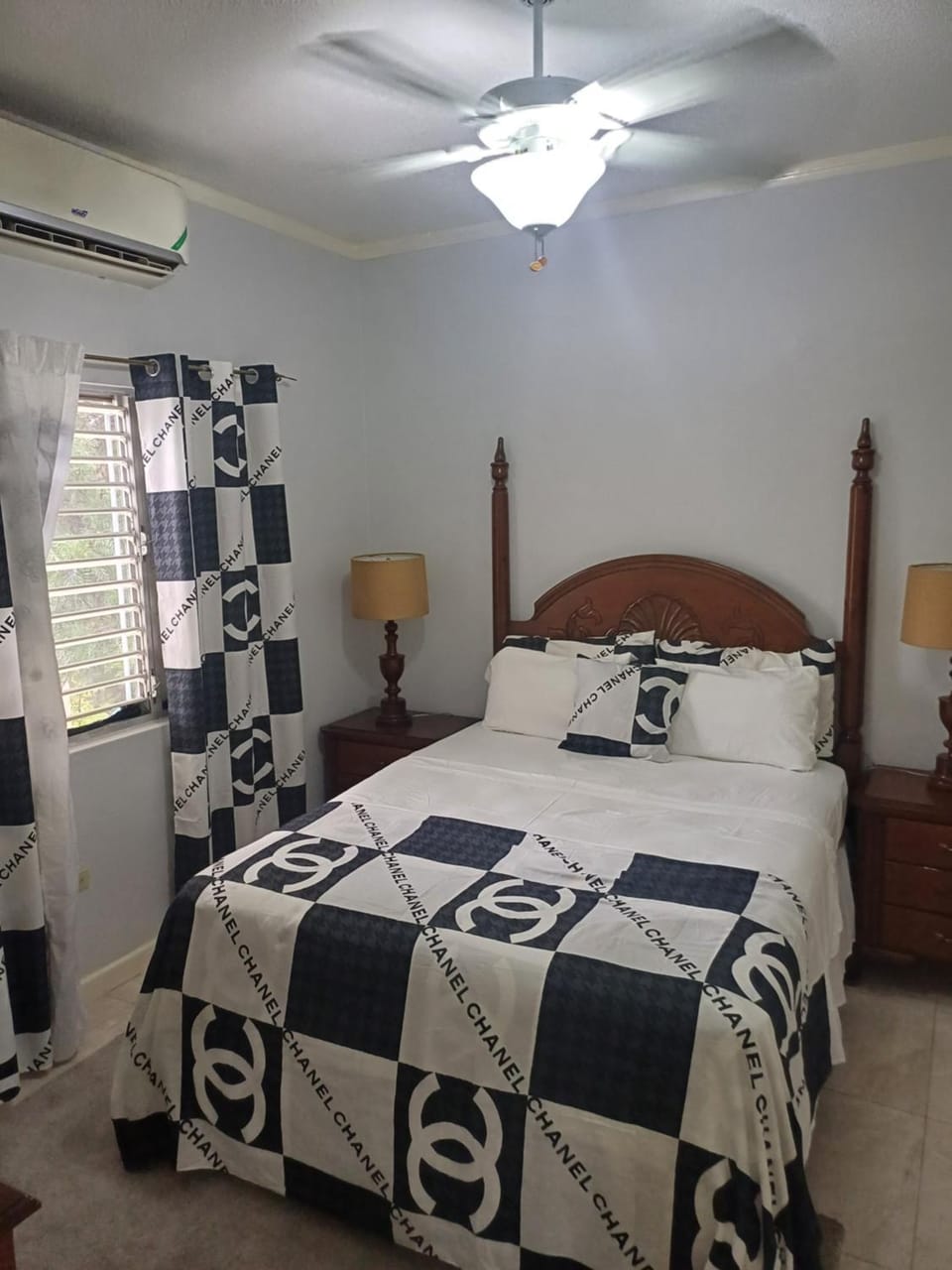 THE Braemar all suite Apartment in Kingston
