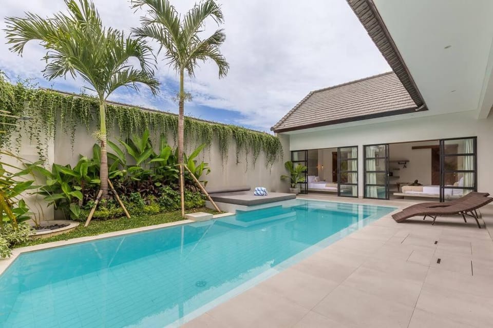 Modern Berawa villa in Canggu Apartment in North Kuta