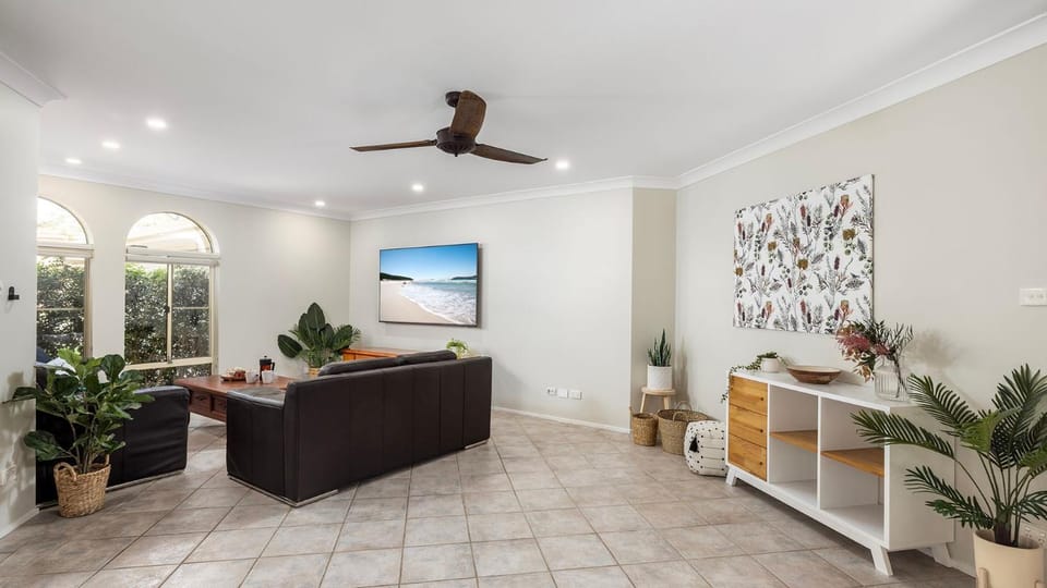 Retreat on Pebble House in Fingal Bay