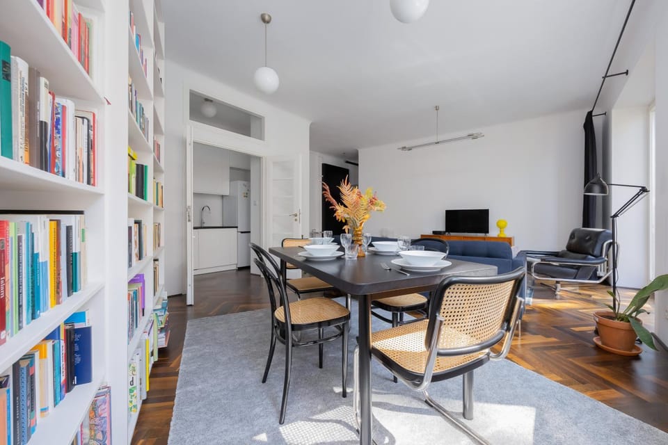 Living room, Dining area