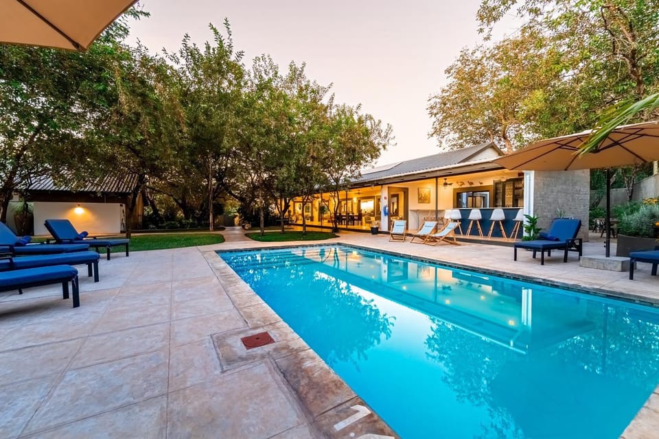 Property building, Pool view, Swimming pool