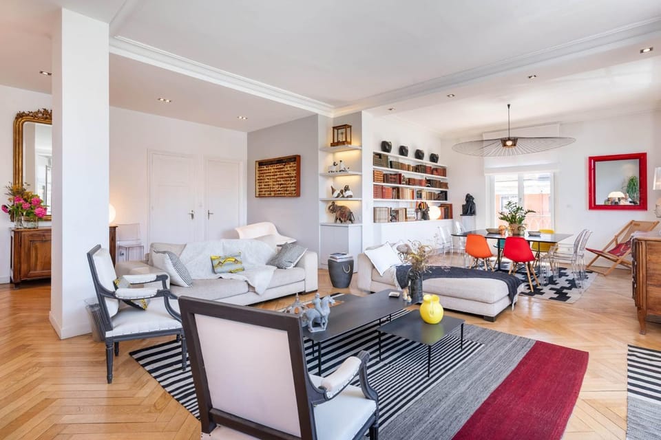 Panorama - Magnificent flat with breathtaking view of Fourvière Basilica Apartment in Lyon
