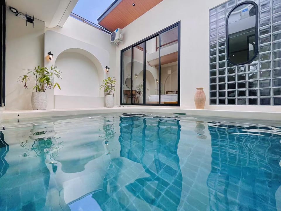 Pool view, Swimming pool, Swimming pool