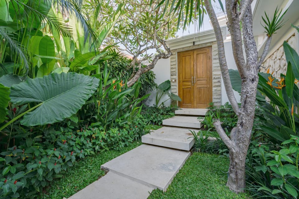 Property building, Garden view