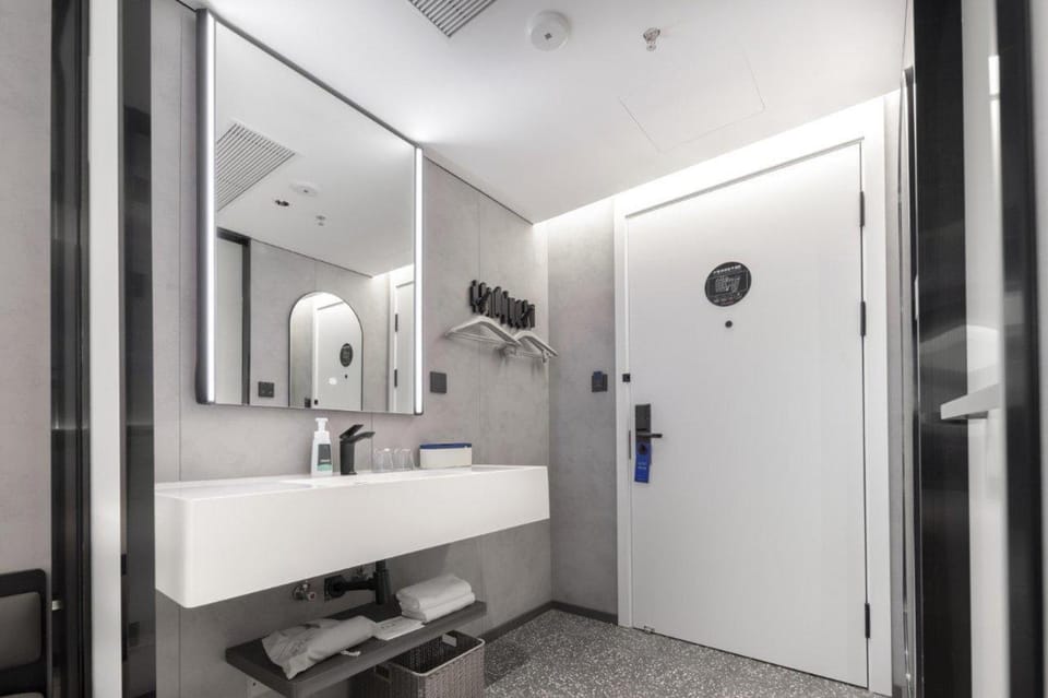Atour Light Hotel Wuxi Nanchang Street Sanyang Plaza Hotel in Suzhou