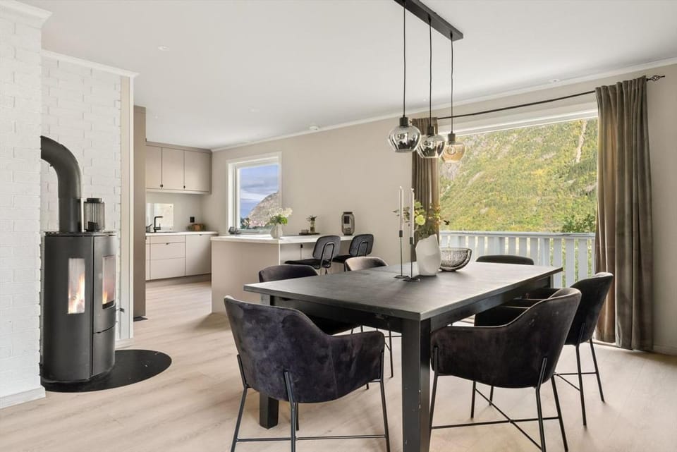 Dining area, kitchen, kitchen