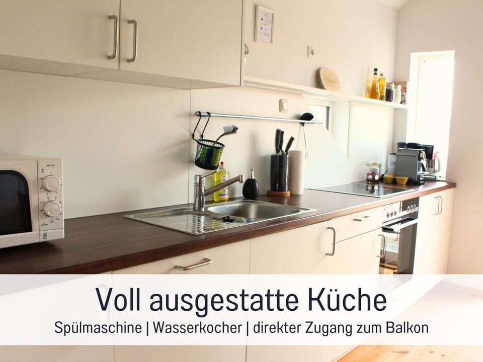 Kitchen or kitchenette, microwave, stove, kitchen