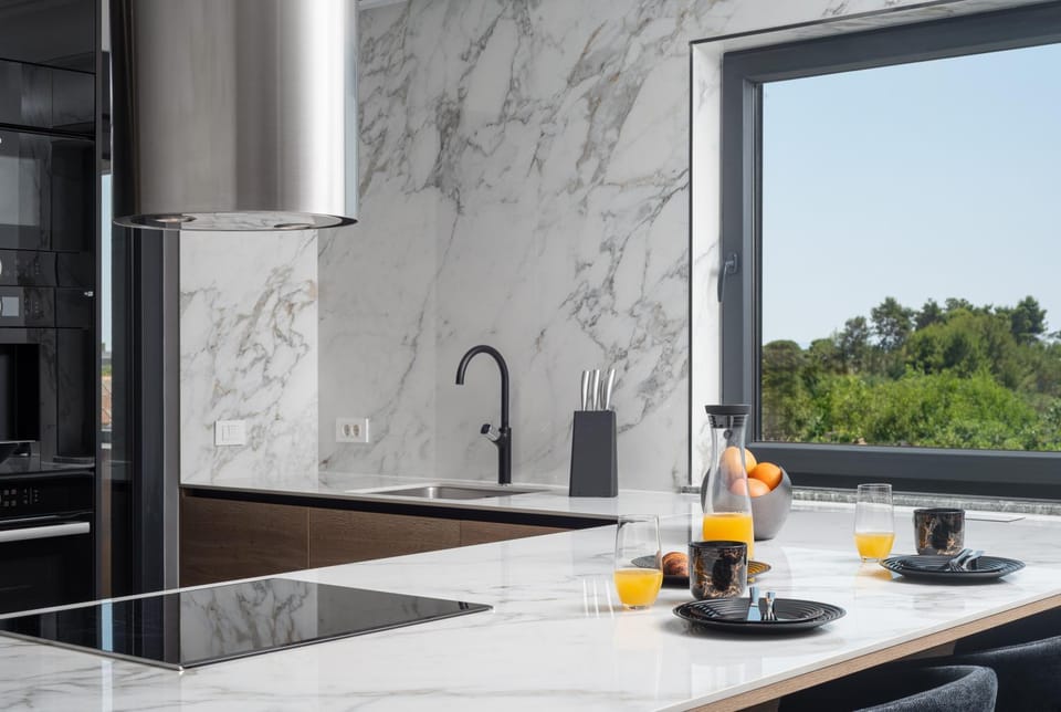 View (from property/room), Kitchen or kitchenette