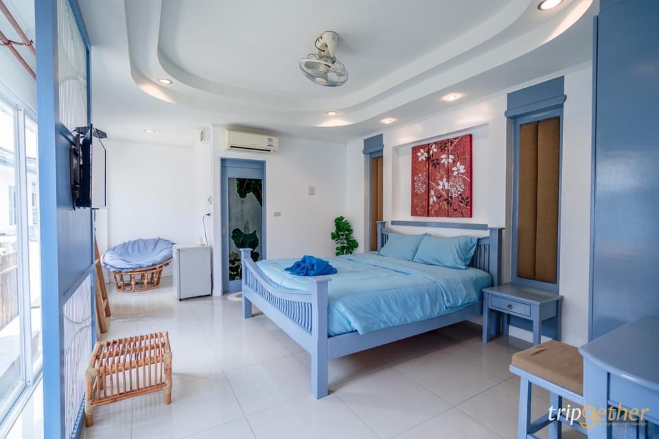 พีพี วิลล่า เกาะล้าน Resort in Chon Buri Changwat