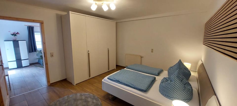 Bed, Bedroom, wardrobe