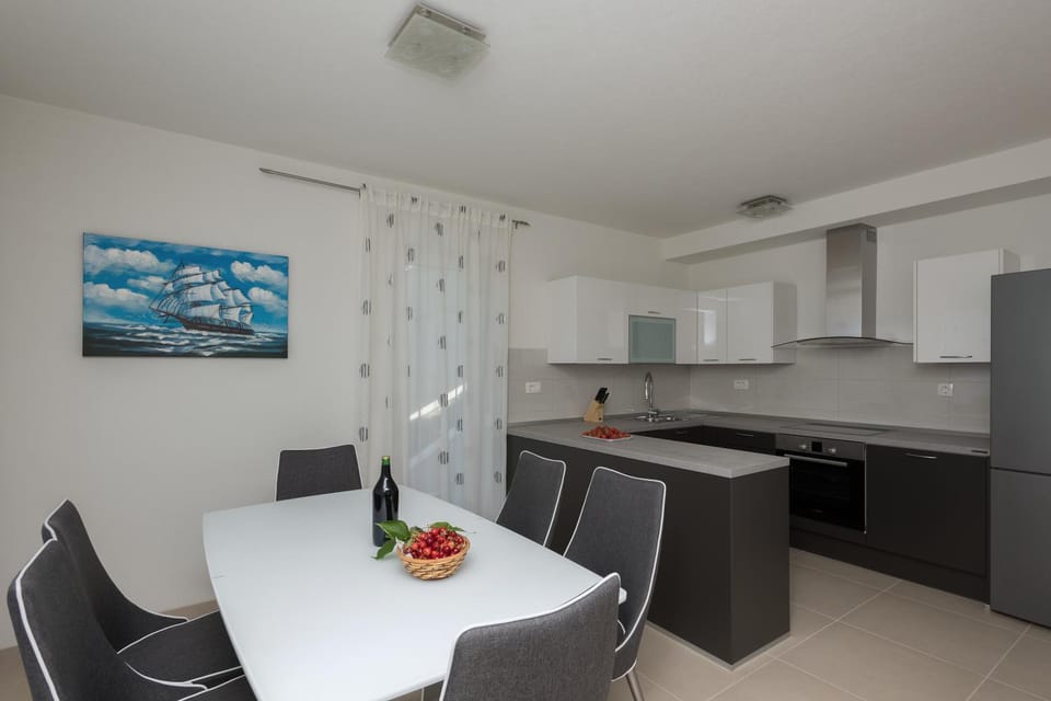 Apartments Mladen Apartment in Dubrovnik-Neretva County