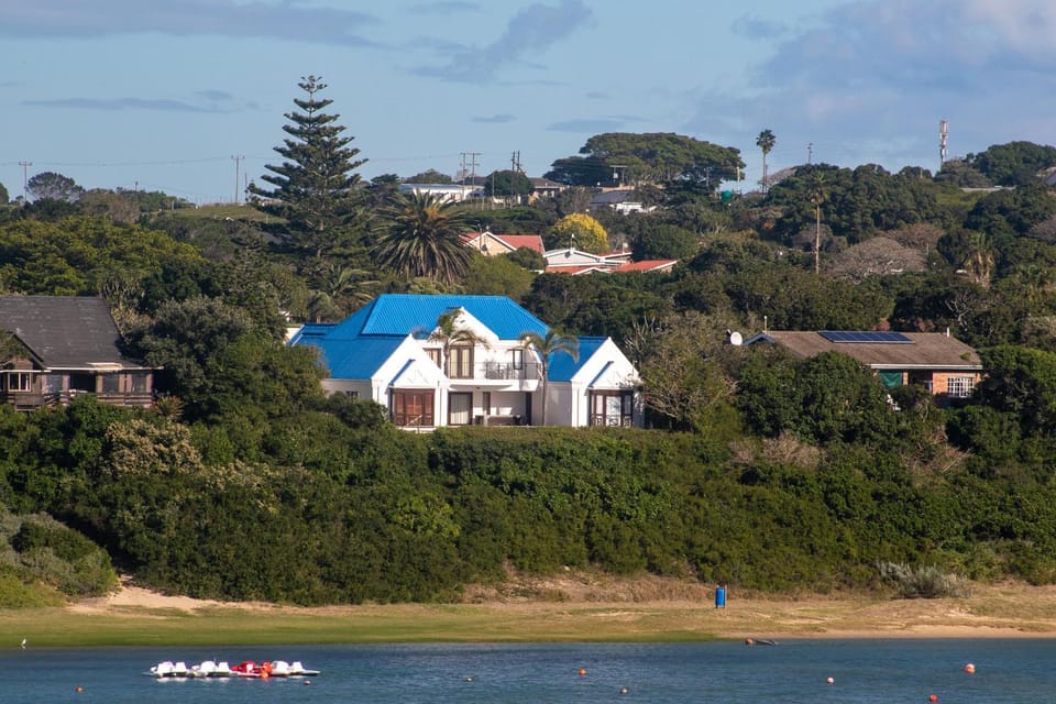 River Paradise Villa in Eastern Cape