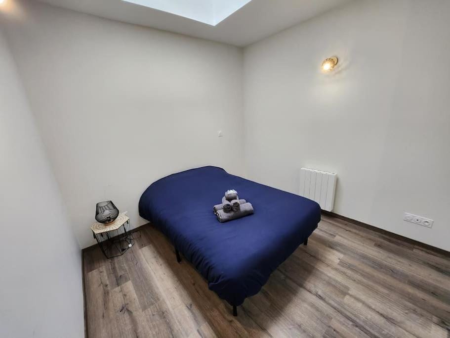 T4 duplex neuf parking - Aéroport-Eurexpo-Stade Apartment in Auvergne-Rhône-Alpes