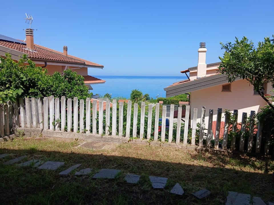 Piedigrotta Apartments by Quokka 360 - Seaside Stays in Pizzo Apartment in Pizzo
